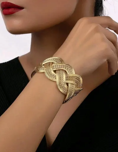 اسوارة لون ذهبي