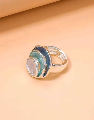 خاتم لون فضي