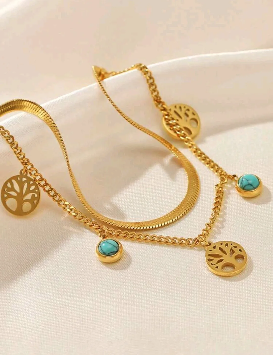 اسوارة لون ذهبي