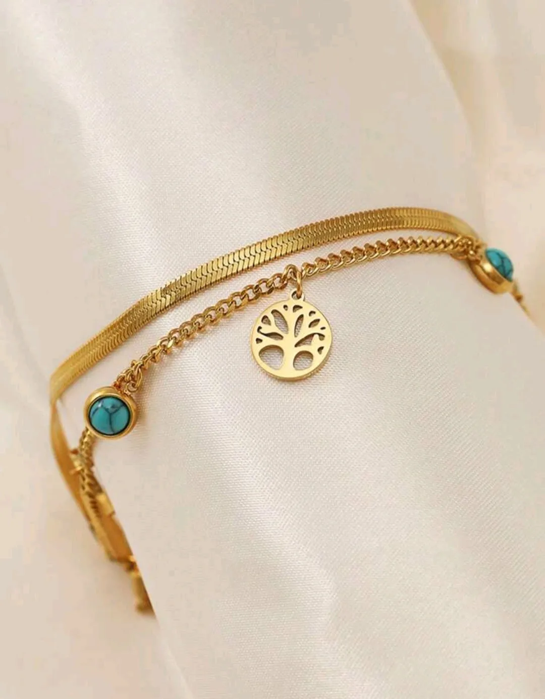 اسوارة لون ذهبي