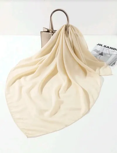 ايشارب مربع لون بيج