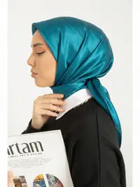 ايشارب مربع لون اخضر جنزاري 1