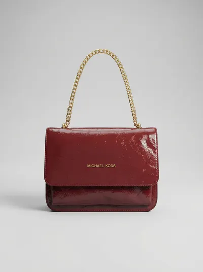 شنطة لون برغندي