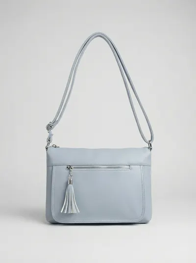 شنطة لون رمادي فاتح