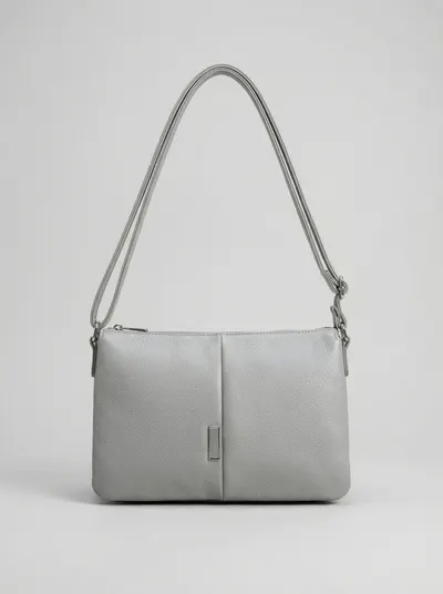 شنطة لون سكني فاتح