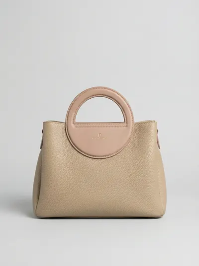 شنطة لون بيج