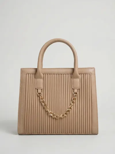 شنطة لون بيج