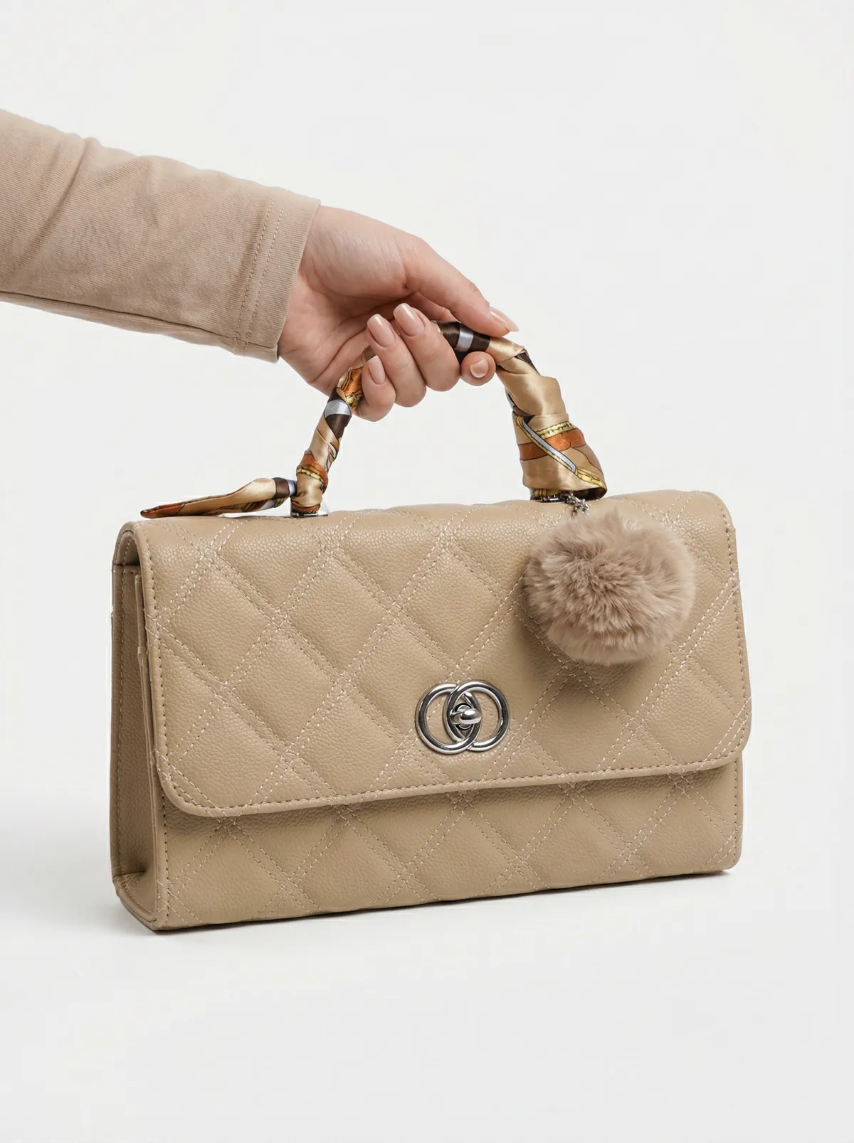 شنطة لون بيج