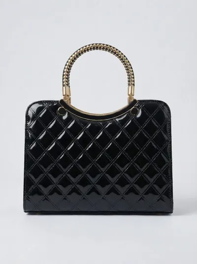 شنطة لون اسود