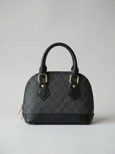 شنطة لون رمادي واسود