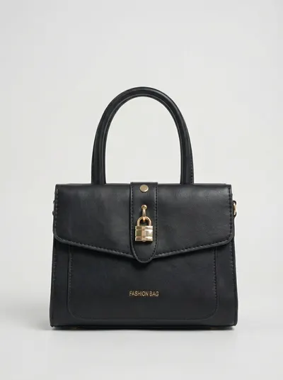 شنطة لون اسود