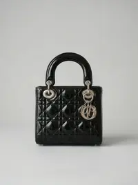 شنطة لون اسود 1