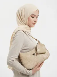 شنطة لون بيج 2