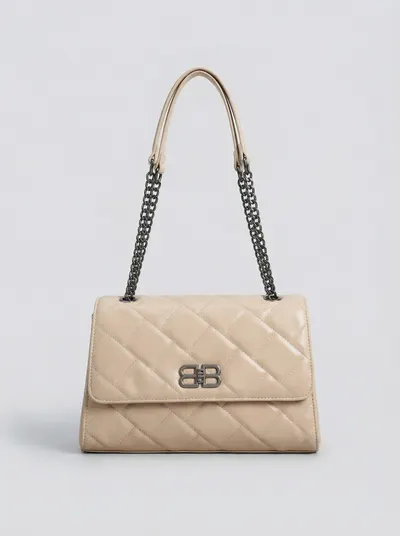 شنطة لون ن بيج غامق