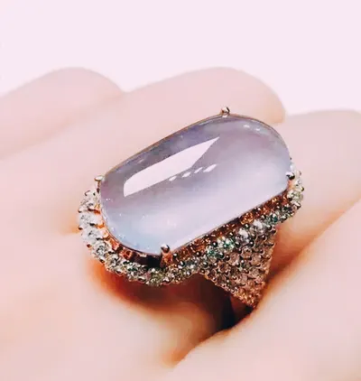 خاتم لون فضي