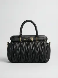 شنطة لون اسود  1