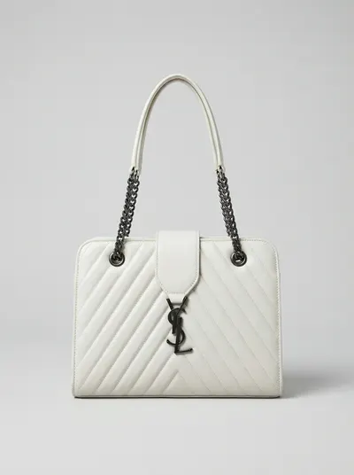 شنطة لون اليض