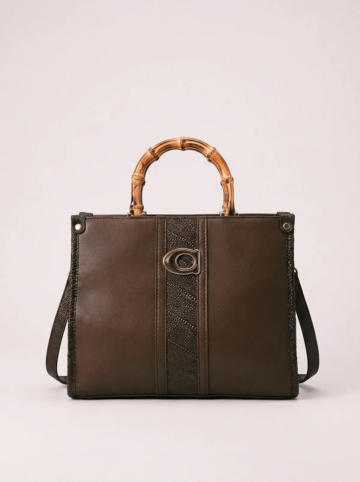 شنطة لون بني 