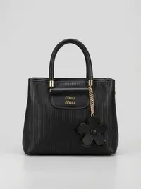 شنطة لون اسود  1