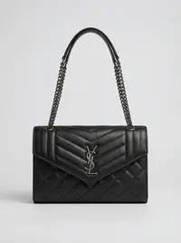 شنطة لون اسود 1